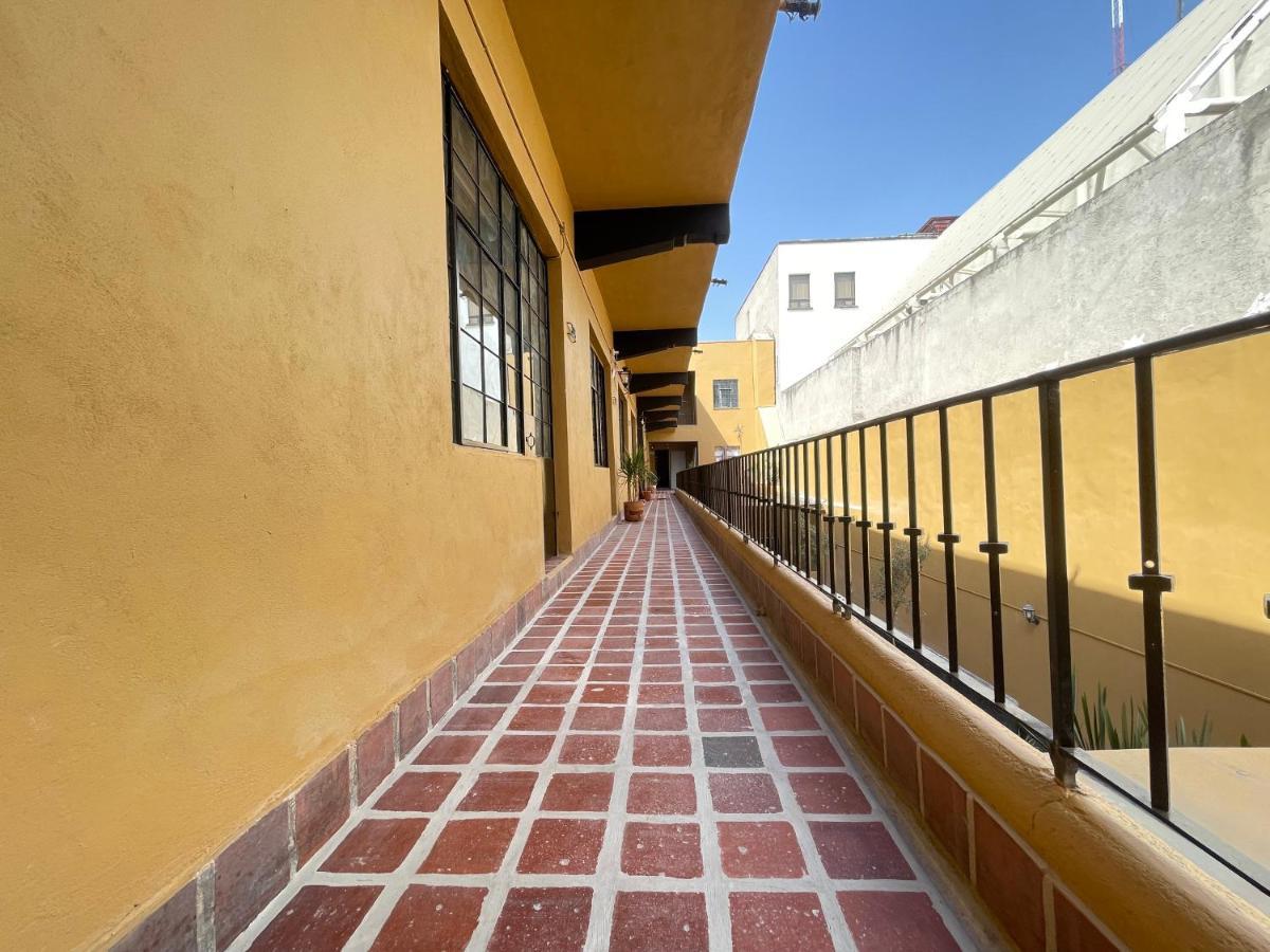 Hotel Colmena Centro Mexiko-Stadt Exterior foto